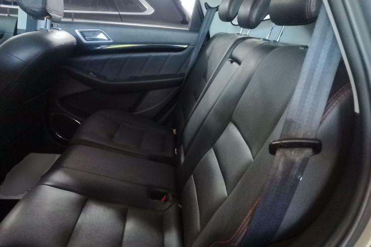 Used Leopaard CS10 2016 2.0T Automatic Luxury Version Left Rear Seat