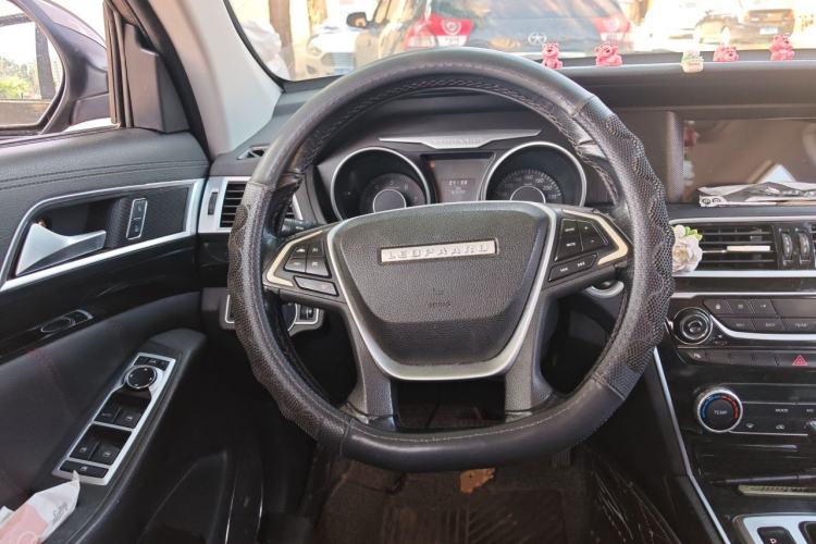 Used Leopaard CS10 2016 2.0T Automatic Luxury Version Steering Wheel