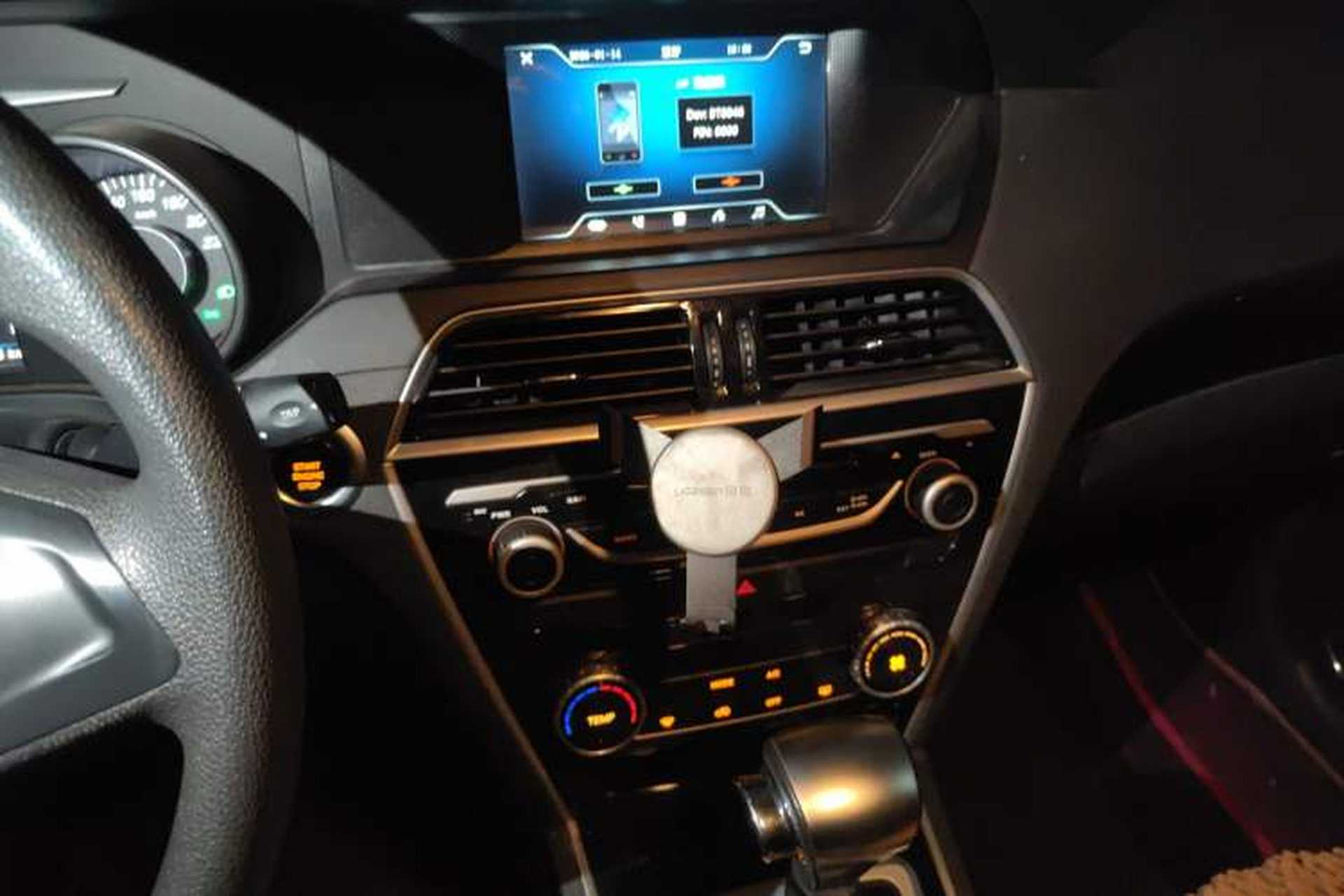 Used Leopaard CS10 2016 2.0T Automatic Leading Edition Audio And AC Panel