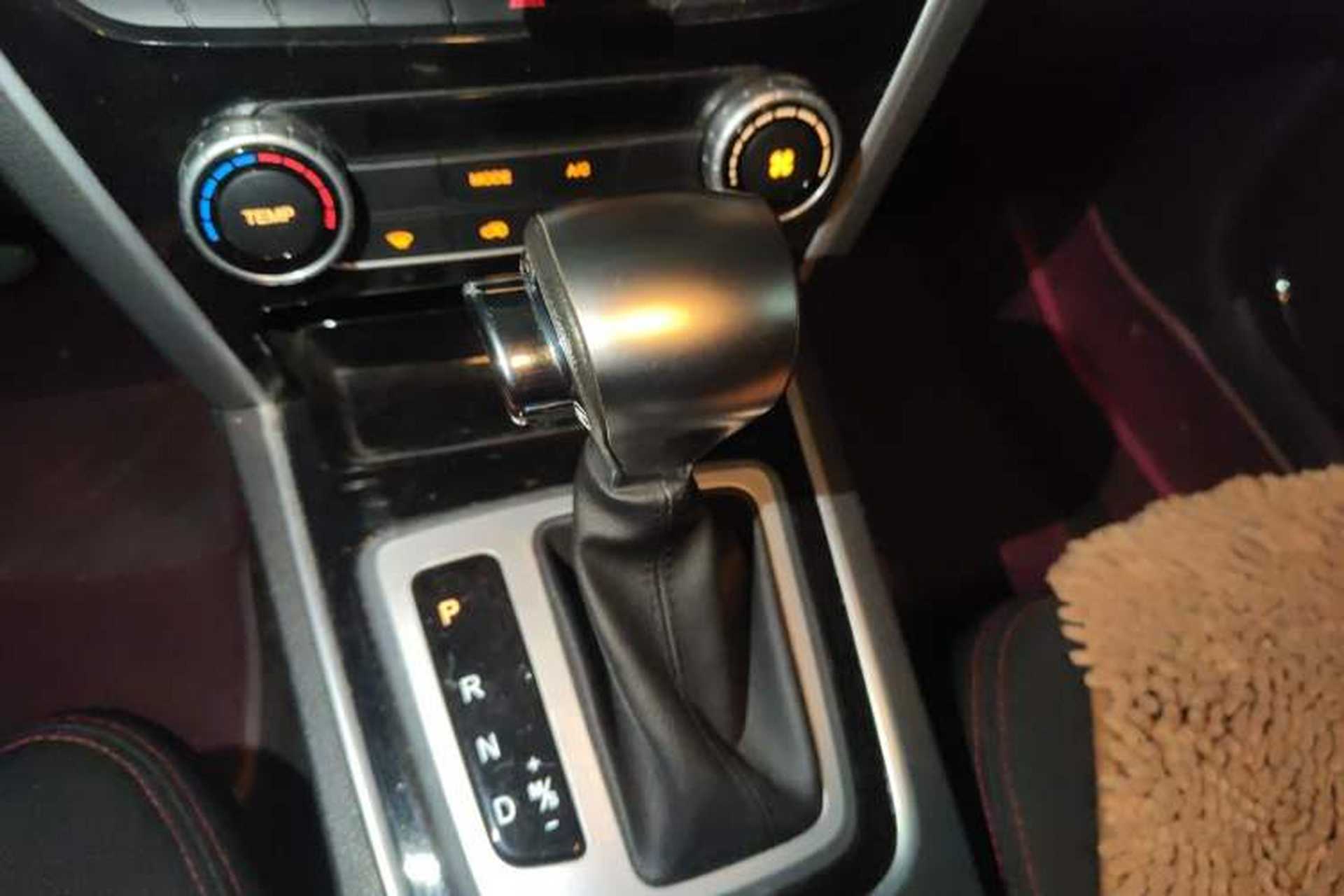 Used Leopaard CS10 2016 2.0T Automatic Leading Edition Gear Lever