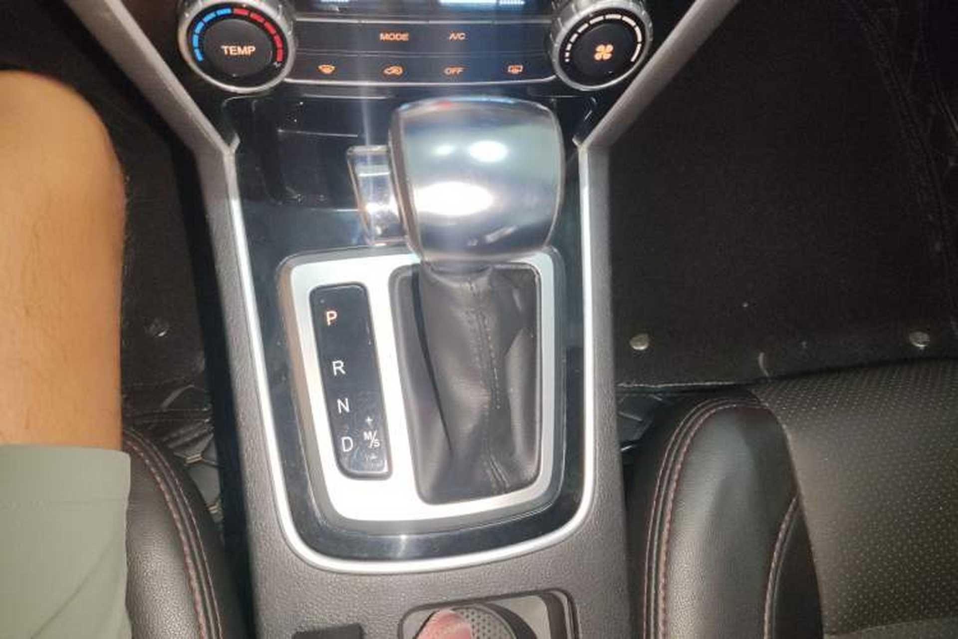 Used Leopaard CS10 2016 2.0T Automatic Luxury Version Gear Lever