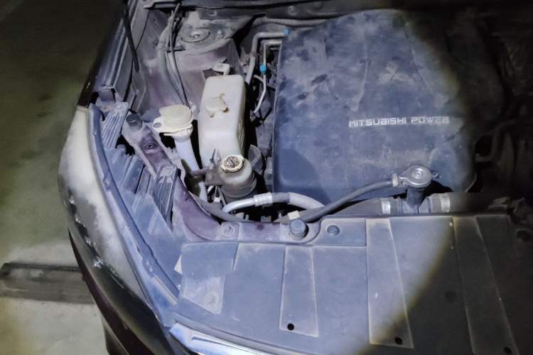 Used Leopaard CS10 2016 2.0T Automatic Luxury Version Engine Bay Right