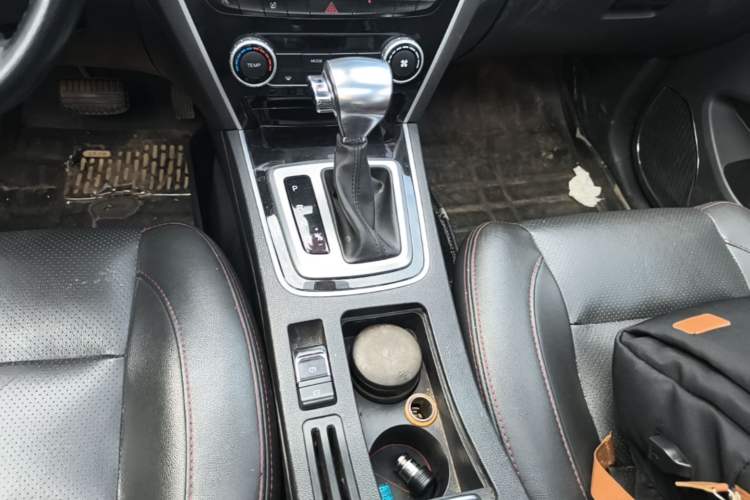 Used Leopaard CS10 2016 2.0T Automatic Luxury Version Gear Lever