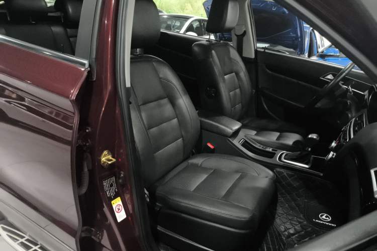 Used Leopaard CS10 2016 2.0T Automatic Luxury Edition Right Front Seat