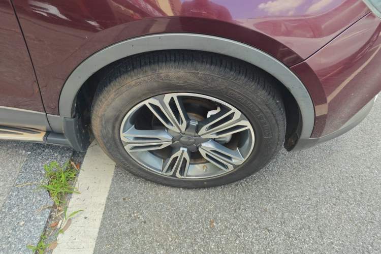 Used Leopaard CS10 2016 2.0T Manual Excellence Edition Right Front Wheel Hub
