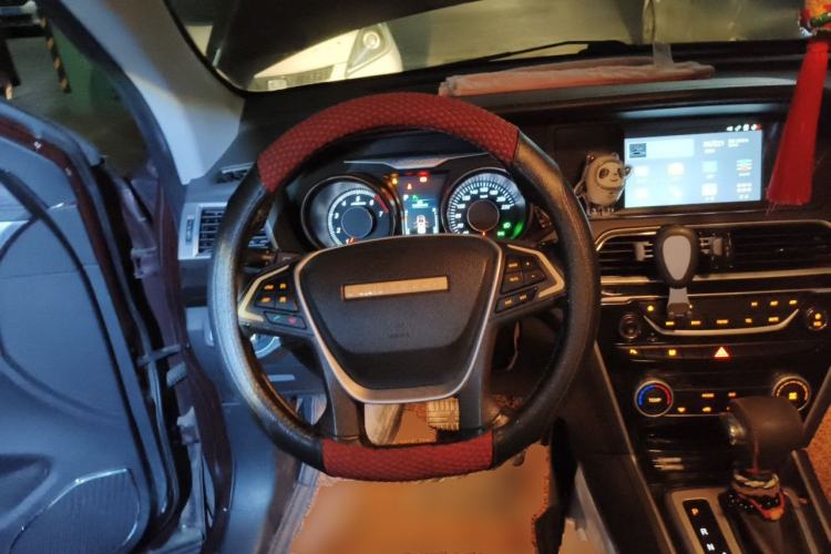 Used Leopaard CS10 2016 2.0T Automatic Luxury Version Steering Wheel