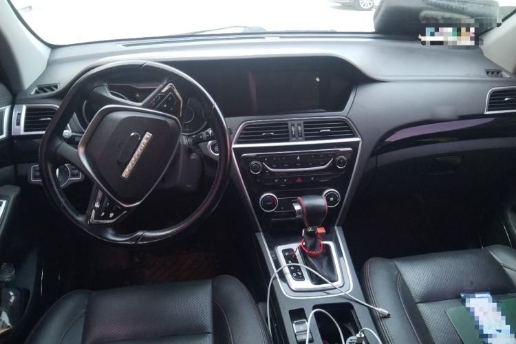 Used Leopaard CS10 2016 2.0T Automatic Luxury Edition Center Console