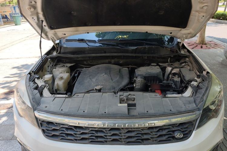 Used Leopaard CS10 2016 2.0T Manual Excellence Edition Engine Bay