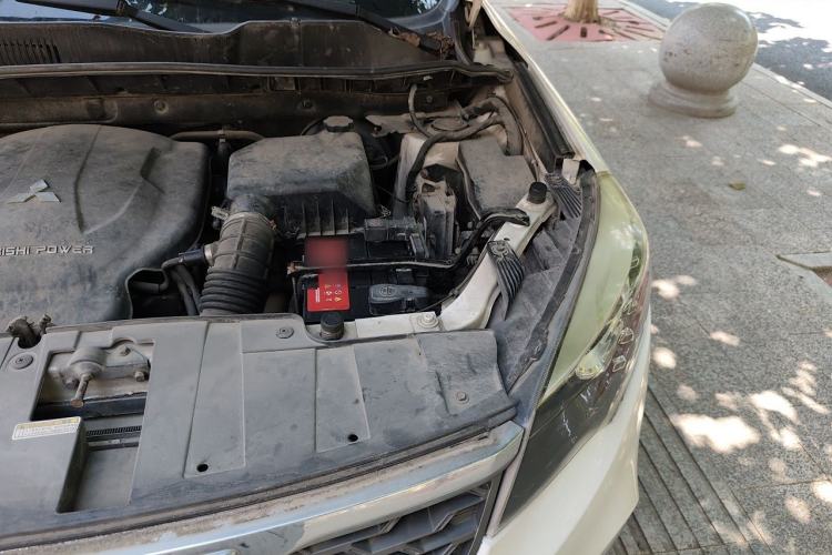 Used Leopaard CS10 2016 2.0T Manual Excellence Edition Engine Bay Left