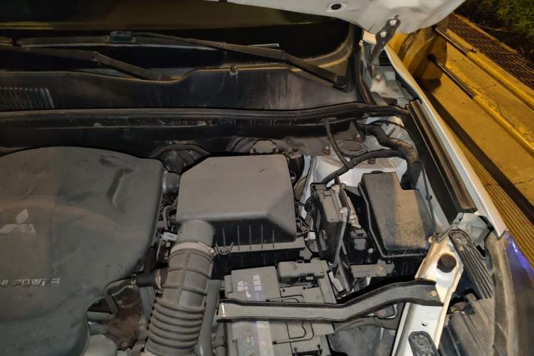 Used Leopaard CS10 2016 2.0T Automatic Custom Edition Engine Bay Left