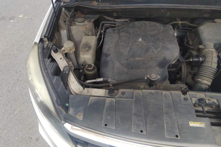 Used Leopaard CS10 2016 2.0T Automatic Luxury Edition Engine Bay Right