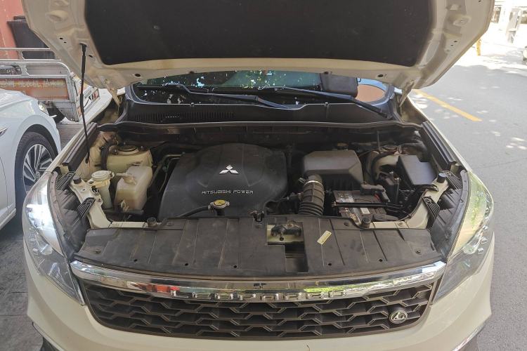 Used Leopaard CS10 2016 2.0T Manual Excellence Edition Engine Bay