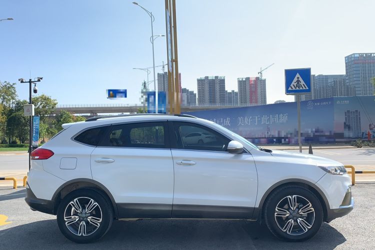 Used Leopaard CS10 2016 2.0T Automatic Luxury Version Exterior 6