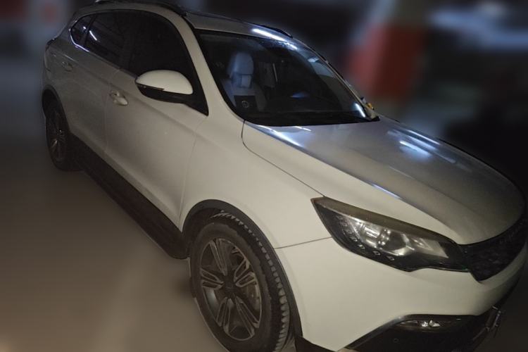 Used Leopaard CS10 2016 2.0T Automatic Luxury Edition Front Right 45 Deg