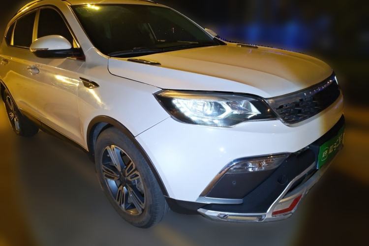 Used Leopaard CS10 2016 2.0T Automatic Custom Edition Front Right 45 Deg