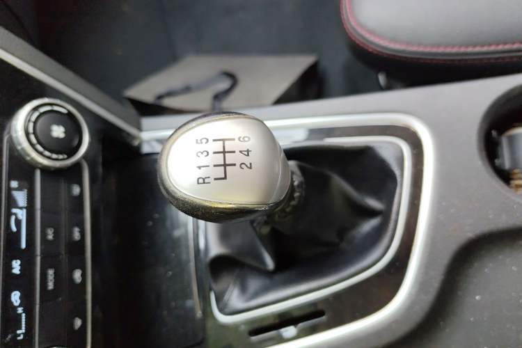 Used Leopaard CS10 2016 2.0T Manual Excellence Edition Gear Lever
