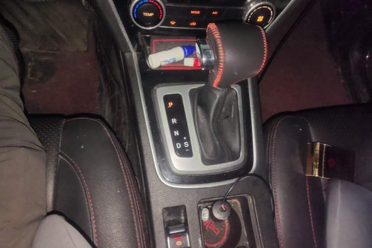 Used Leopaard CS10 2016 2.0T Automatic Luxury Version Gear Lever