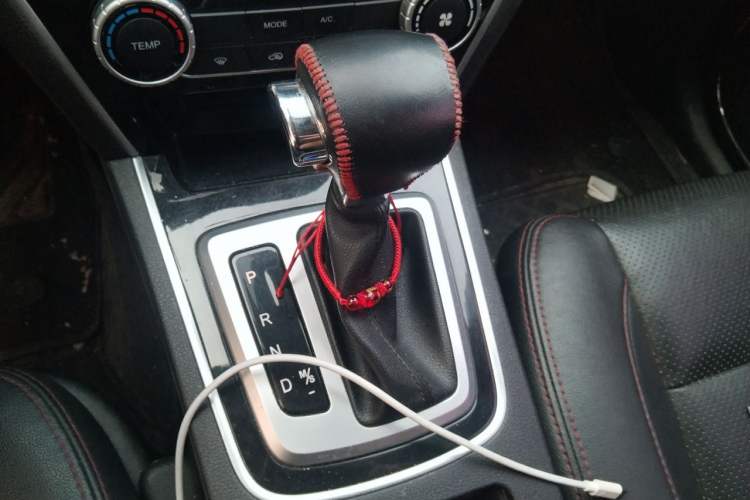 Used Leopaard CS10 2016 2.0T Automatic Luxury Edition Gear Lever