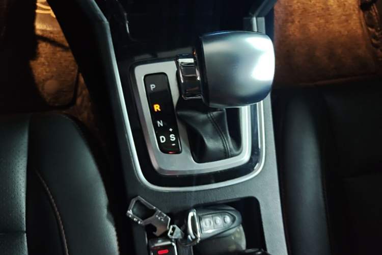 Used Leopaard CS10 2016 2.0T Automatic Leading Edition Gear Lever