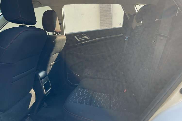 Used Leopaard CS10 2016 2.0T Manual New Edition Interior 1