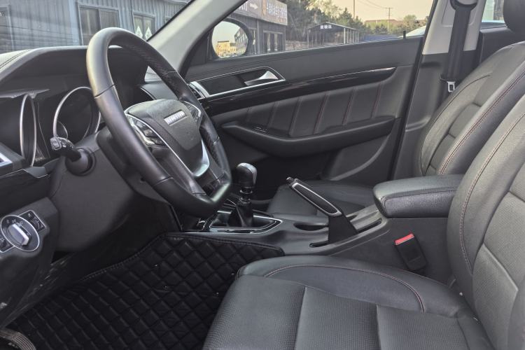 Used Leopaard CS10 2016 2.0T Manual Excellence Edition Interior 1