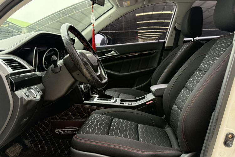 Used Leopaard CS10 2016 2.0T Automatic Leading Edition Interior 2
