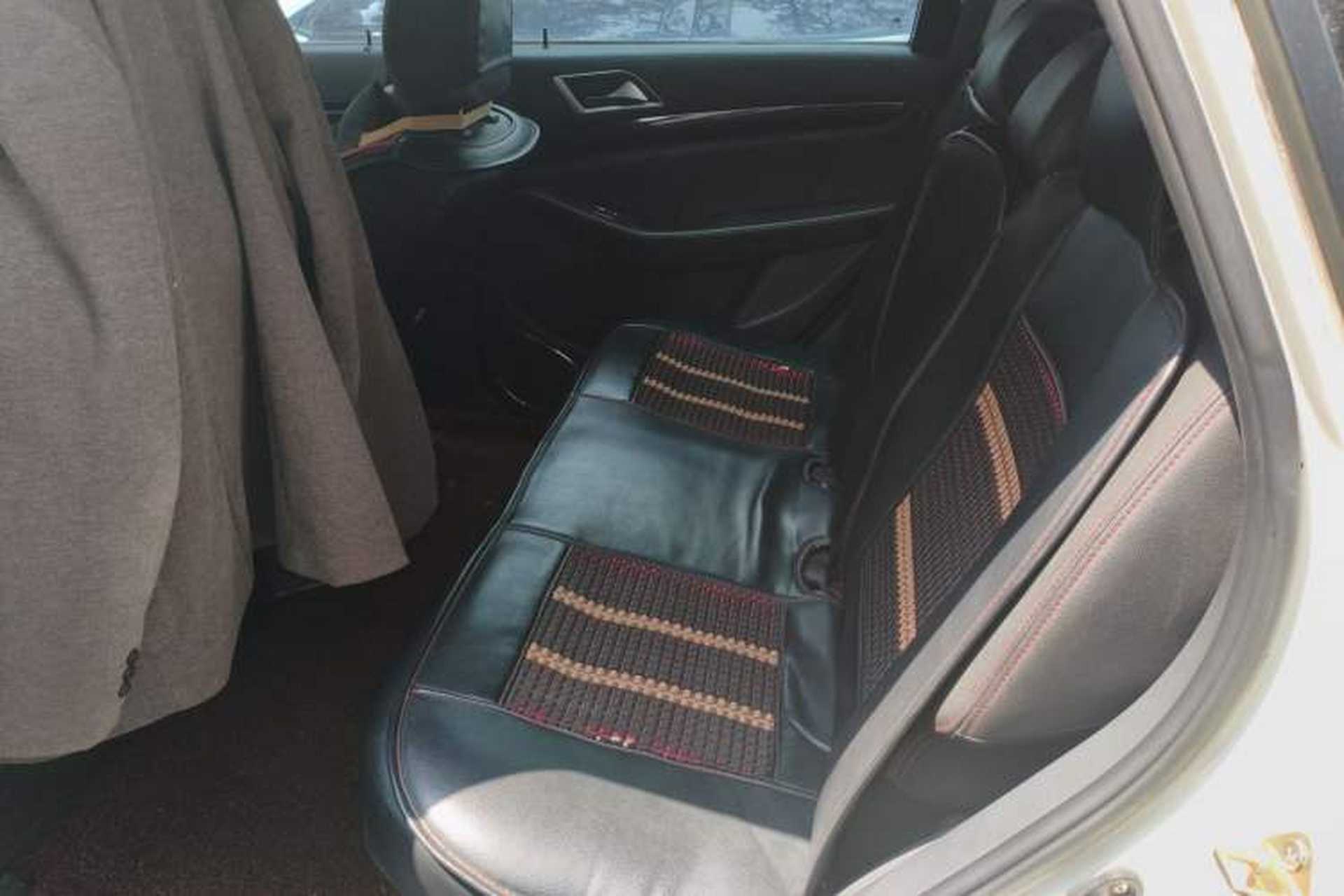 Used Leopaard CS10 2016 2.0T Automatic Luxury Version Left Rear Seat