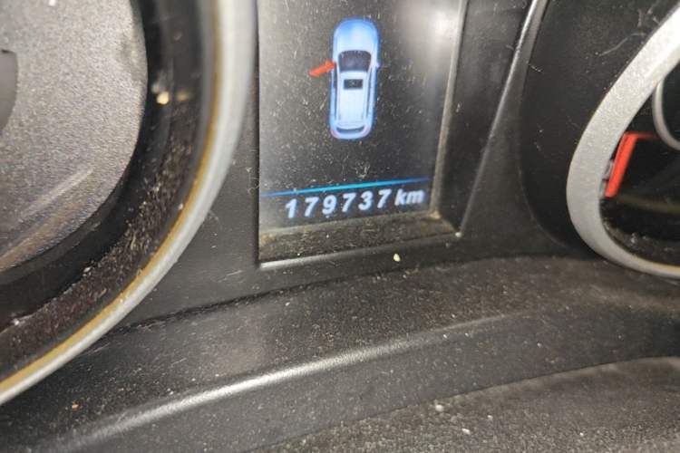 Used Leopaard CS10 2016 2.0T Automatic Luxury Edition Odometer Close Up