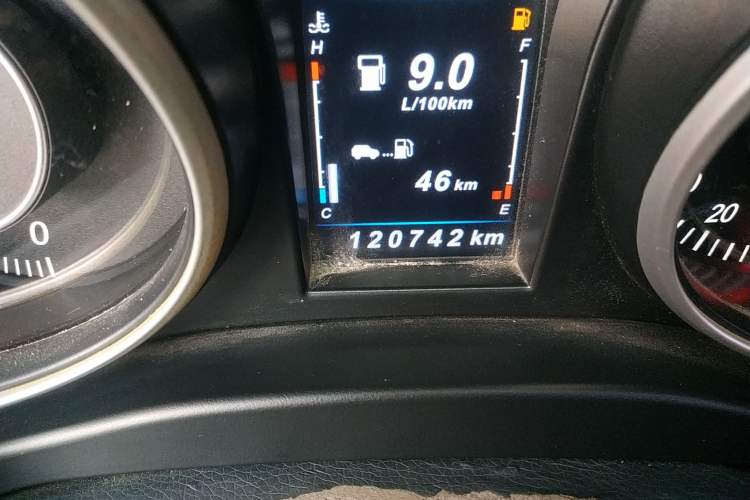 Used Leopaard CS10 2016 2.0T Manual New Edition Odometer Close Up