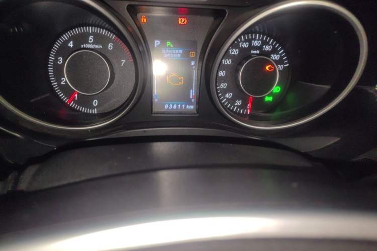Used Leopaard CS10 2016 2.0T Automatic Luxury Version Odometer Close Up