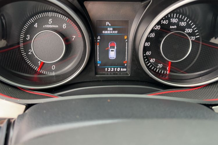 Used Leopaard CS10 2016 2.0T Manual Excellence Edition Odometer Close Up