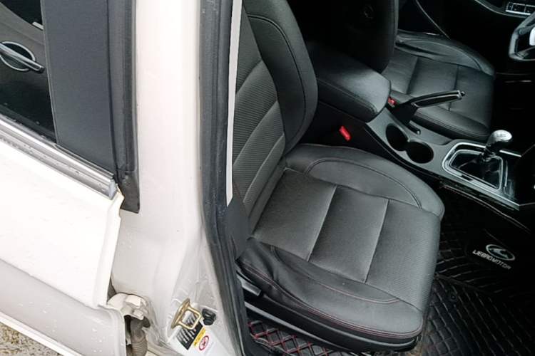Used Leopaard CS10 2016 2.0T Manual Custom Edition Right Front Seat