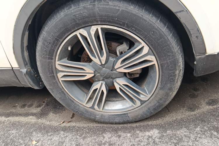 Used Leopaard CS10 2016 2.0T Automatic Luxury Version Right Front Wheel Hub