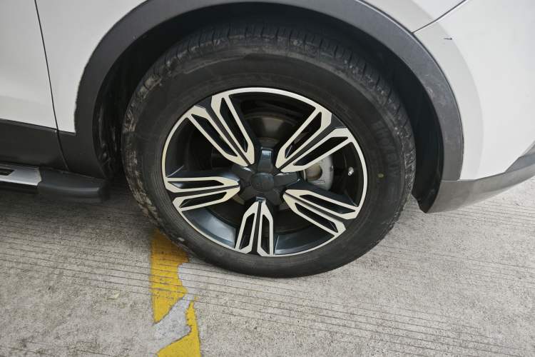 Used Leopaard CS10 2016 2.0T Automatic Luxury Version Right Front Wheel Hub