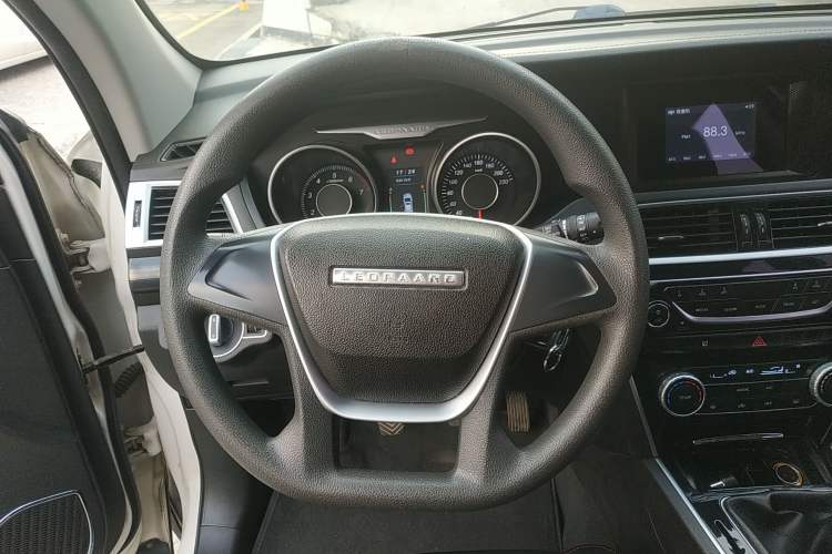 Used Leopaard CS10 2016 2.0T Manual New Edition Steering Wheel