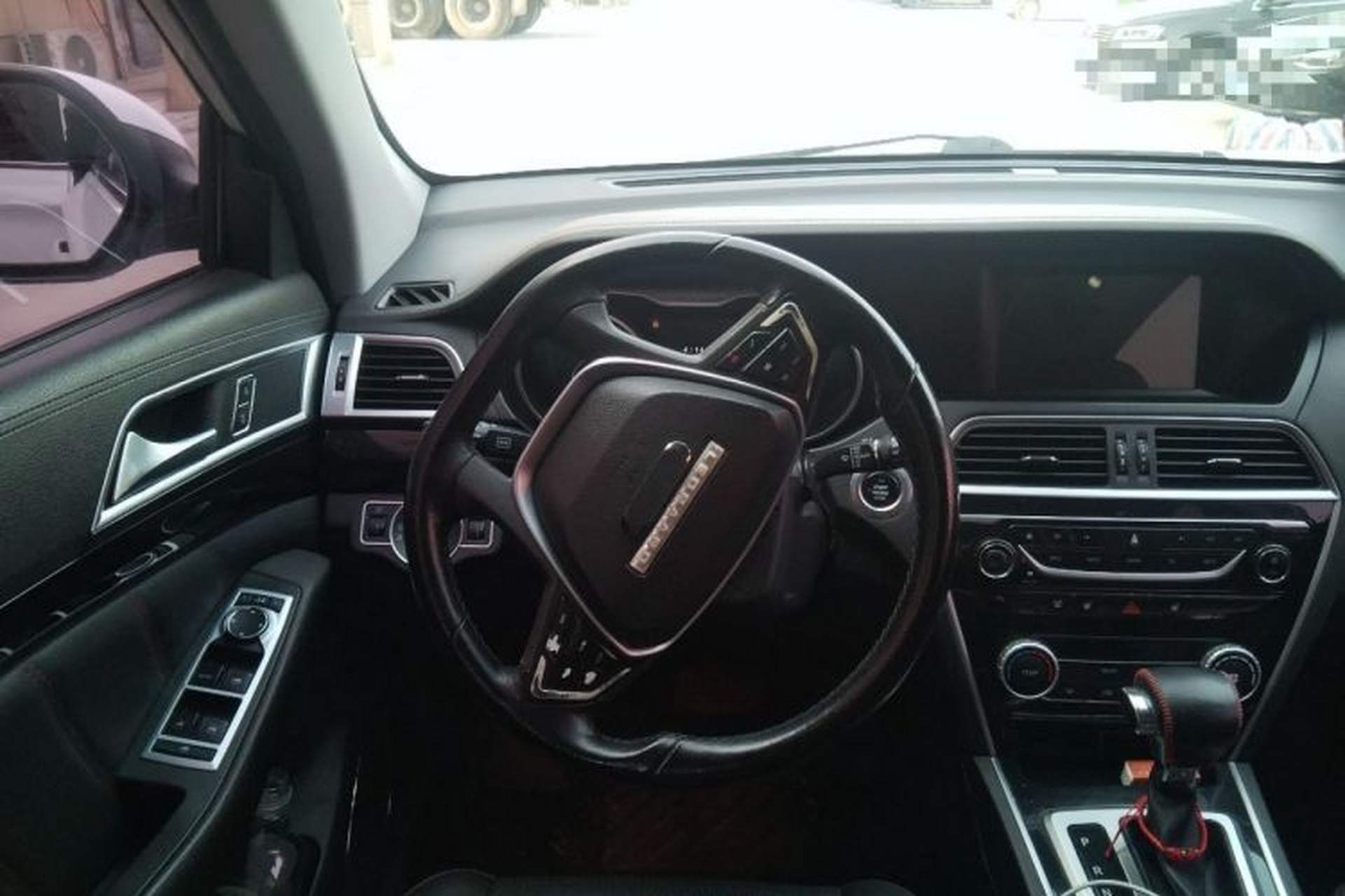 Used Leopaard CS10 2016 2.0T Automatic Luxury Edition Steering Wheel