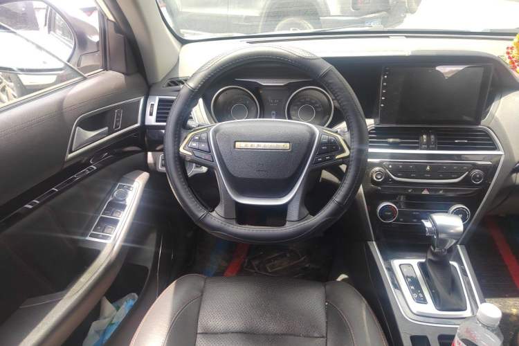 Used Leopaard CS10 2016 2.0T Automatic Luxury Edition Steering Wheel
