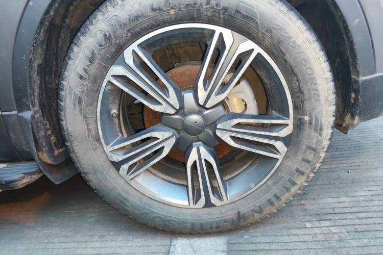 Used Leopaard CS10 2016 2.0T Manual Excellence Edition Right Front Wheel Hub