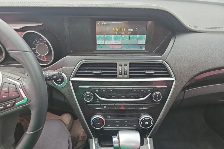 Used Leopaard CS10 2017 2.0T Automatic Urban Version Audio And AC Panel