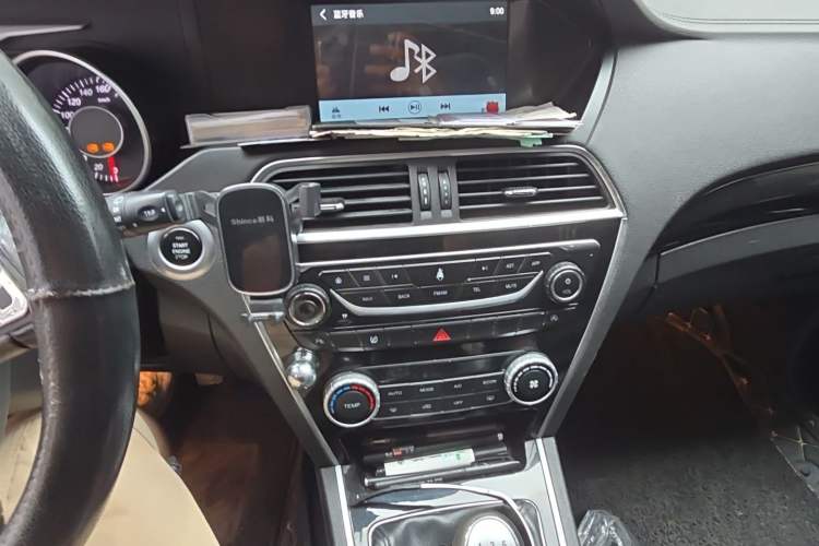 Used Leopaard CS10 2017 1.5T Manual Prestige Model Audio And AC Panel