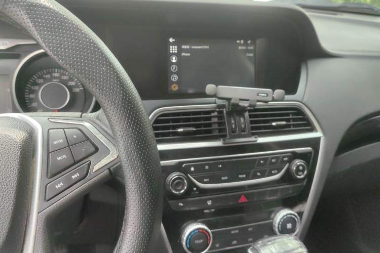 Used Leopaard CS10 2017 2.0T Automatic Luxury Model Audio And AC Panel