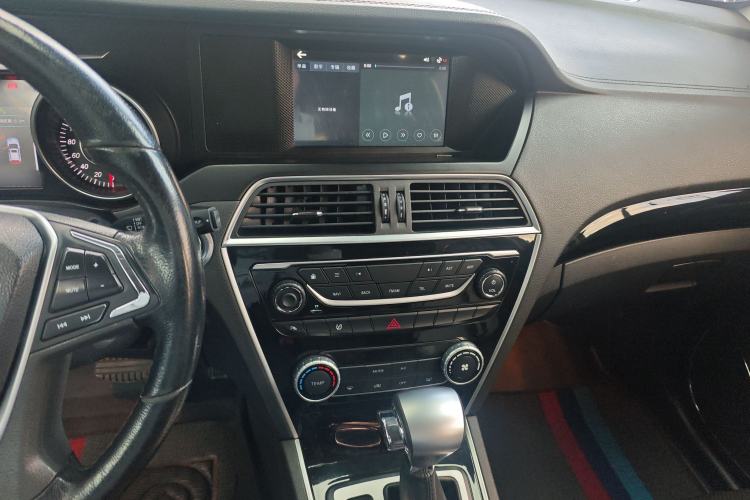 Used Leopaard CS10 2017 2.0T Automatic Luxury Model Audio And AC Panel