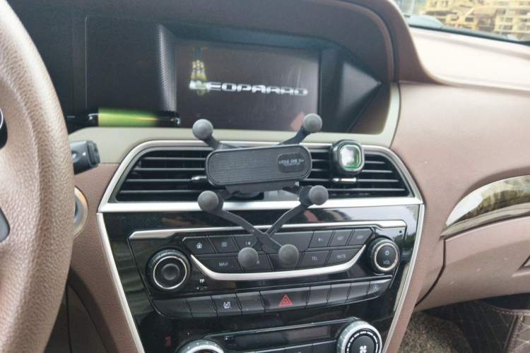 Used Leopaard CS10 2017 1.5T CVT Elite Model Audio And AC Panel