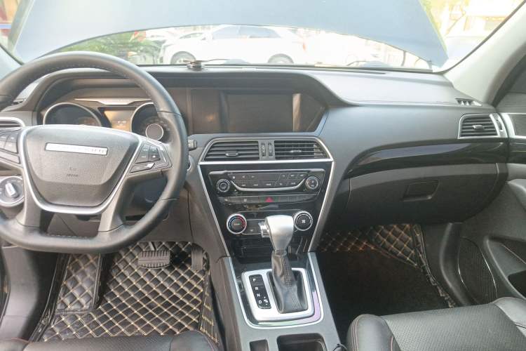 Used Leopaard CS10 2017 2.0T Automatic Luxury Model Audio And AC Panel