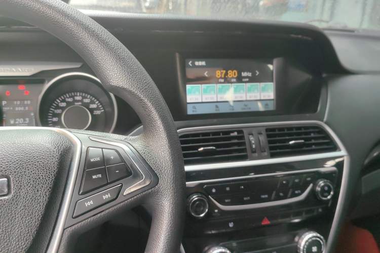 Used Leopaard CS10 2017 1.5T CVT Elite Model Audio And AC Panel