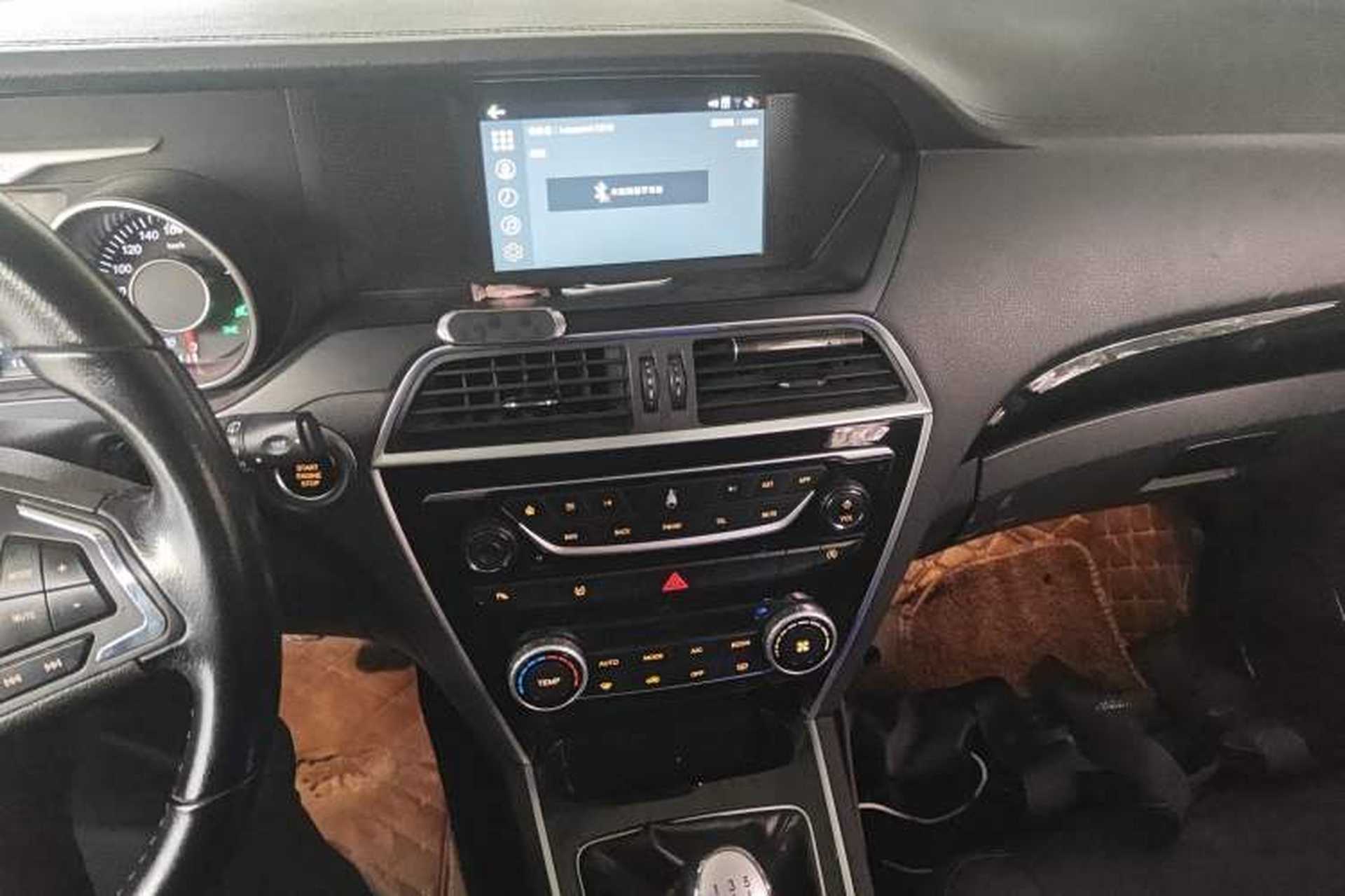 Used Leopaard CS10 2017 1.5T Manual Prestige Model Audio And AC Panel