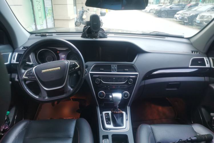 Used Leopaard CS10 2017 2.0T Automatic Luxury Edition Center Console