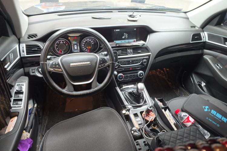 Used Leopaard CS10 2017 1.5T Manual Prestige Model Center Console