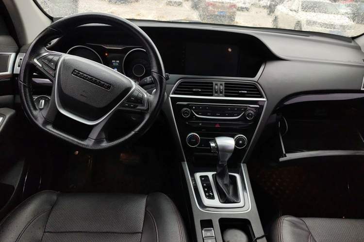 Used Leopaard CS10 2017 2.0T Automatic Luxury Model Center Console
