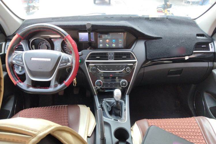 Used Leopaard CS10 2017 2.0T Manual Fashion Edition Center Console